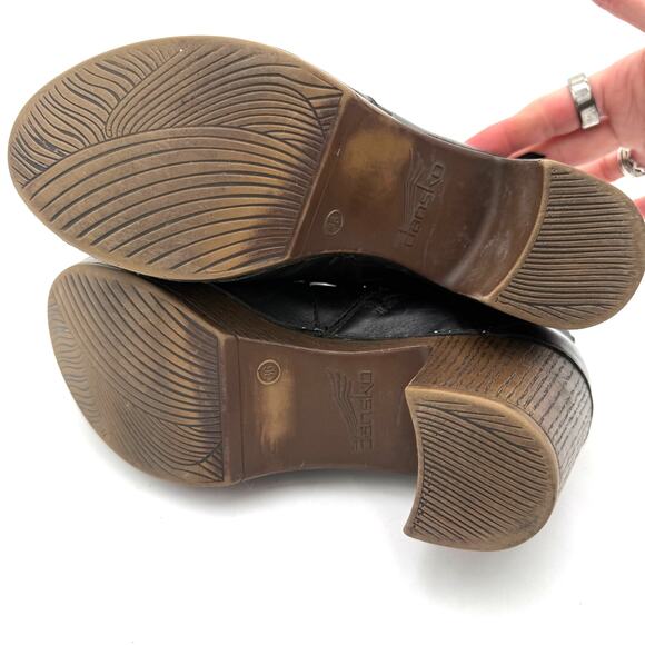 Dansko Women's Black Leather Dabney Wedge Boots Size 36 / 6 - Picture 5 of 7